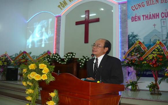 Phuoc Hau Church inaugurates a new church for worshipping and preaching the gospel in Bình Định province